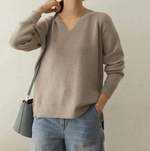 NWT Urban Research Doors ribbed vneck sweater - Picture 1 of 7